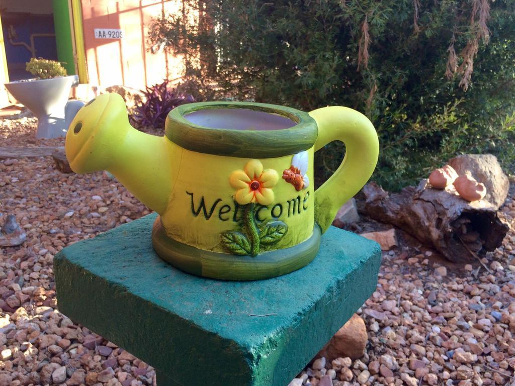 Alice Lodge Alice Springs Bagian luar foto
